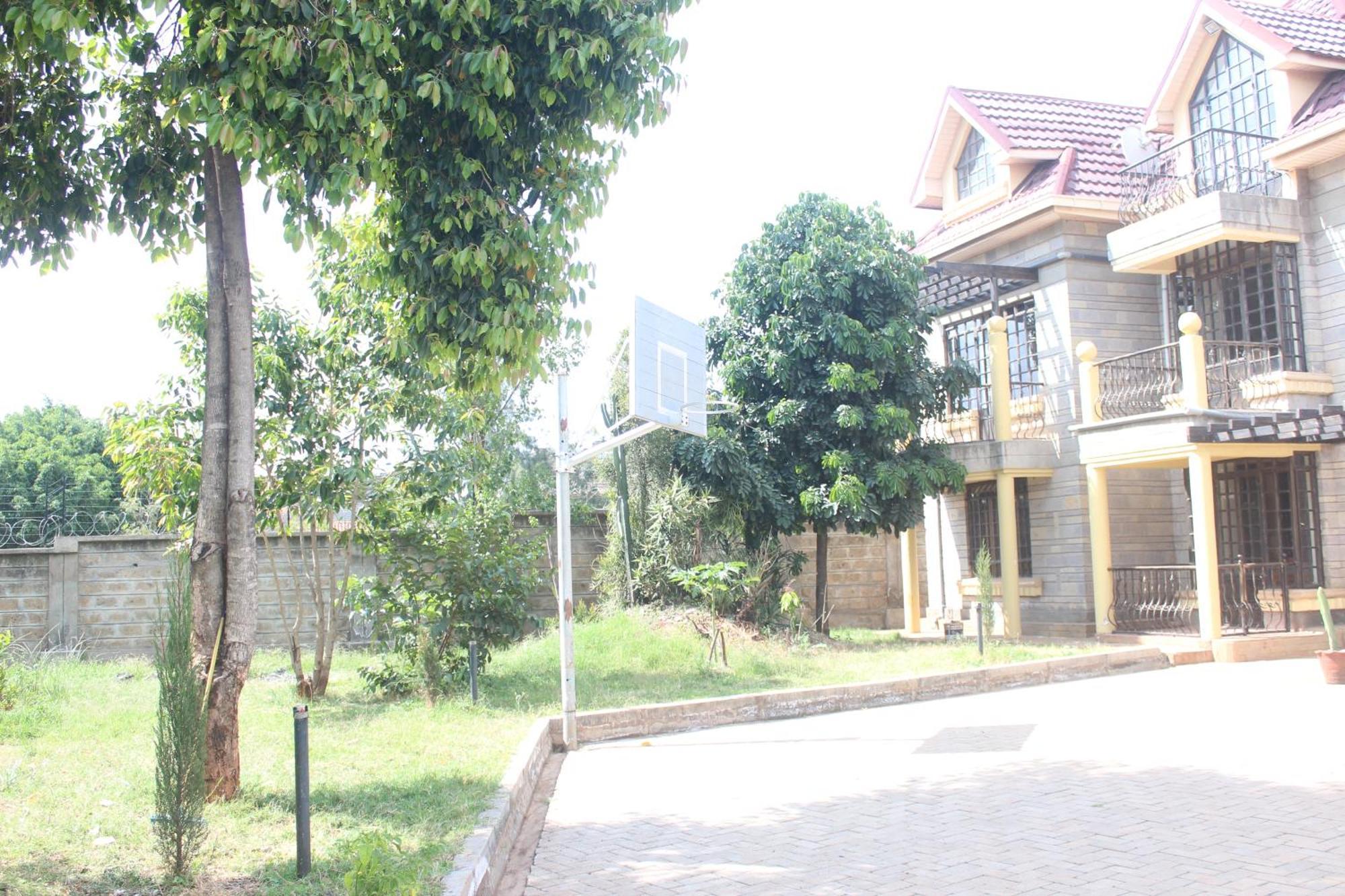 Eshborns House - Near Jkia Bed & Breakfast Syokimau Exterior foto