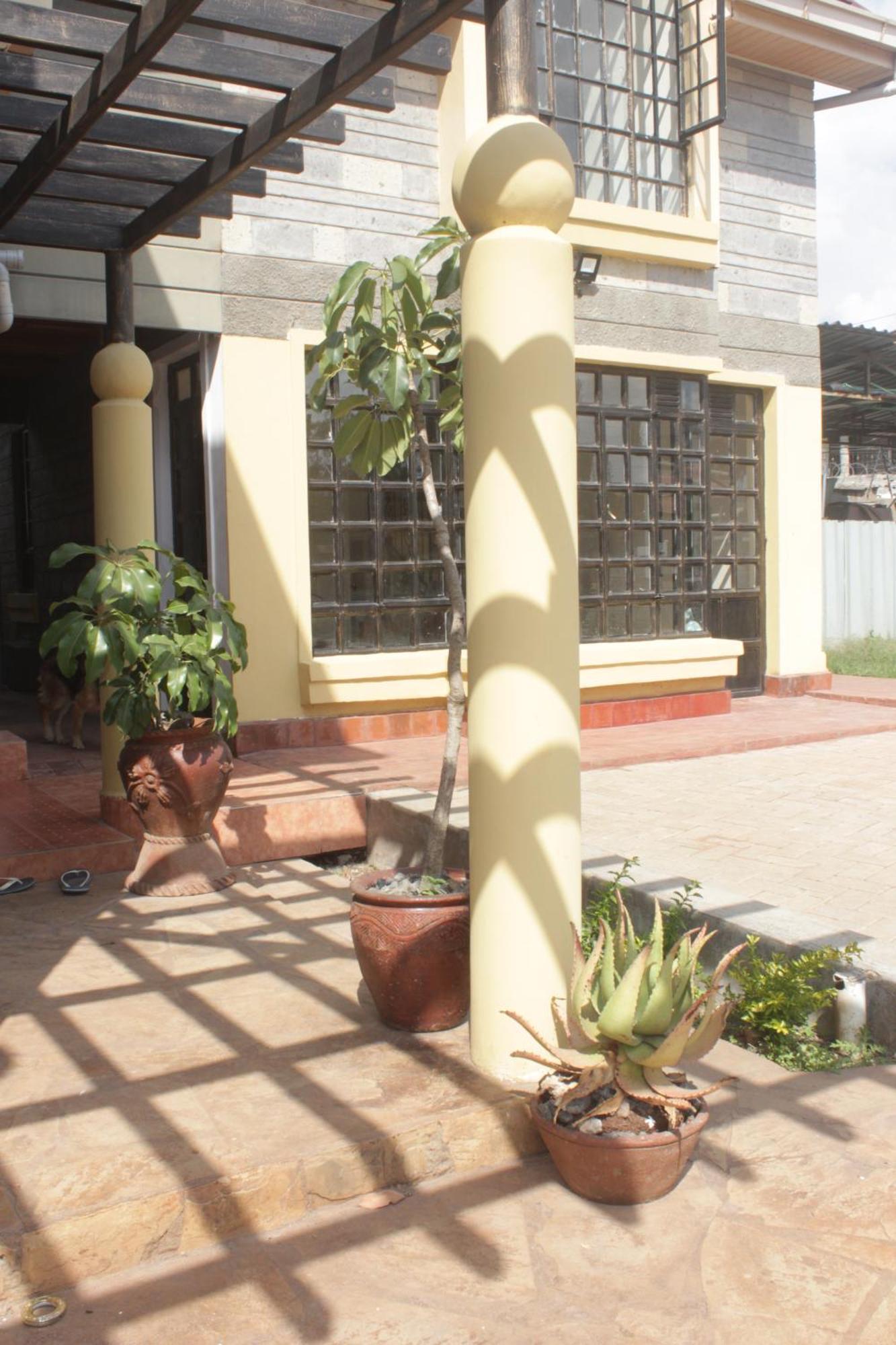 Eshborns House - Near Jkia Bed & Breakfast Syokimau Exterior foto